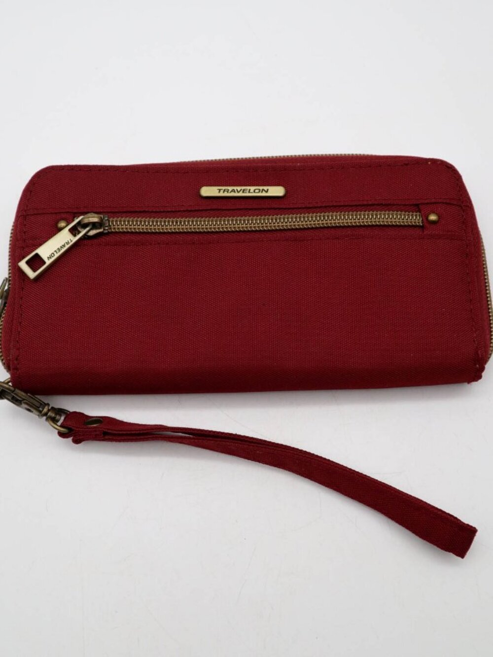 Travelon Long Zip Around Wallet Wristlet Clutch Organizer TravelRFID Burgundy